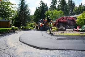 Best Recycled Asphalt Driveway Installation  in Everett, PA